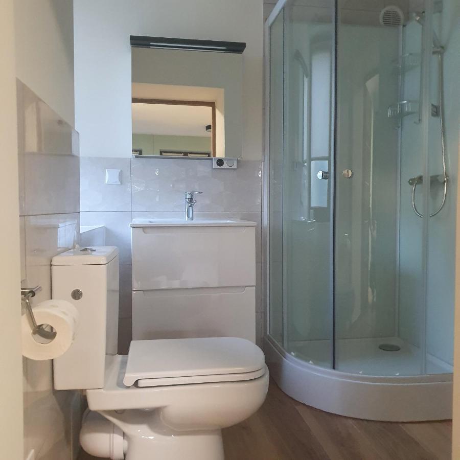 Albatros Room With Bathroom วอร์ซอ ภายนอก รูปภาพ